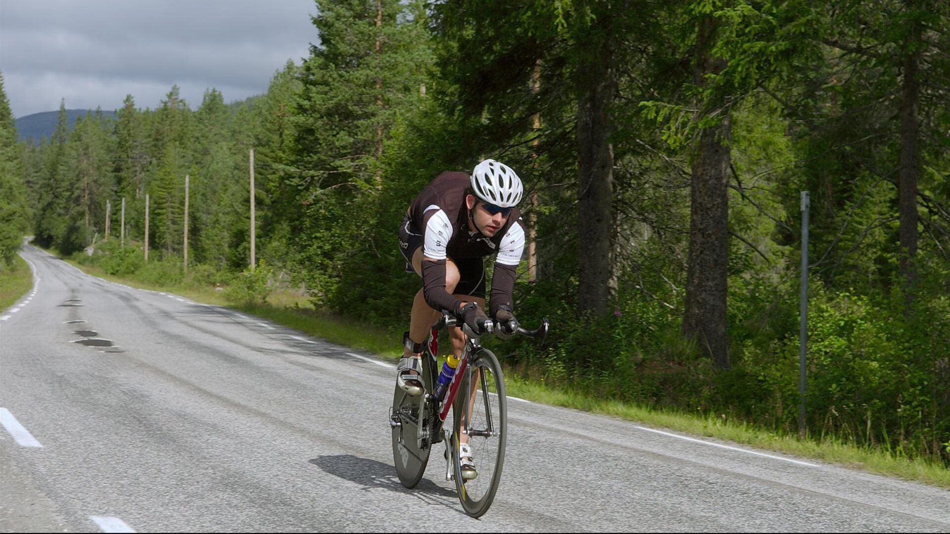 赛道与球场，当F1年度争冠焦点战遇上开拓者绝杀魔术