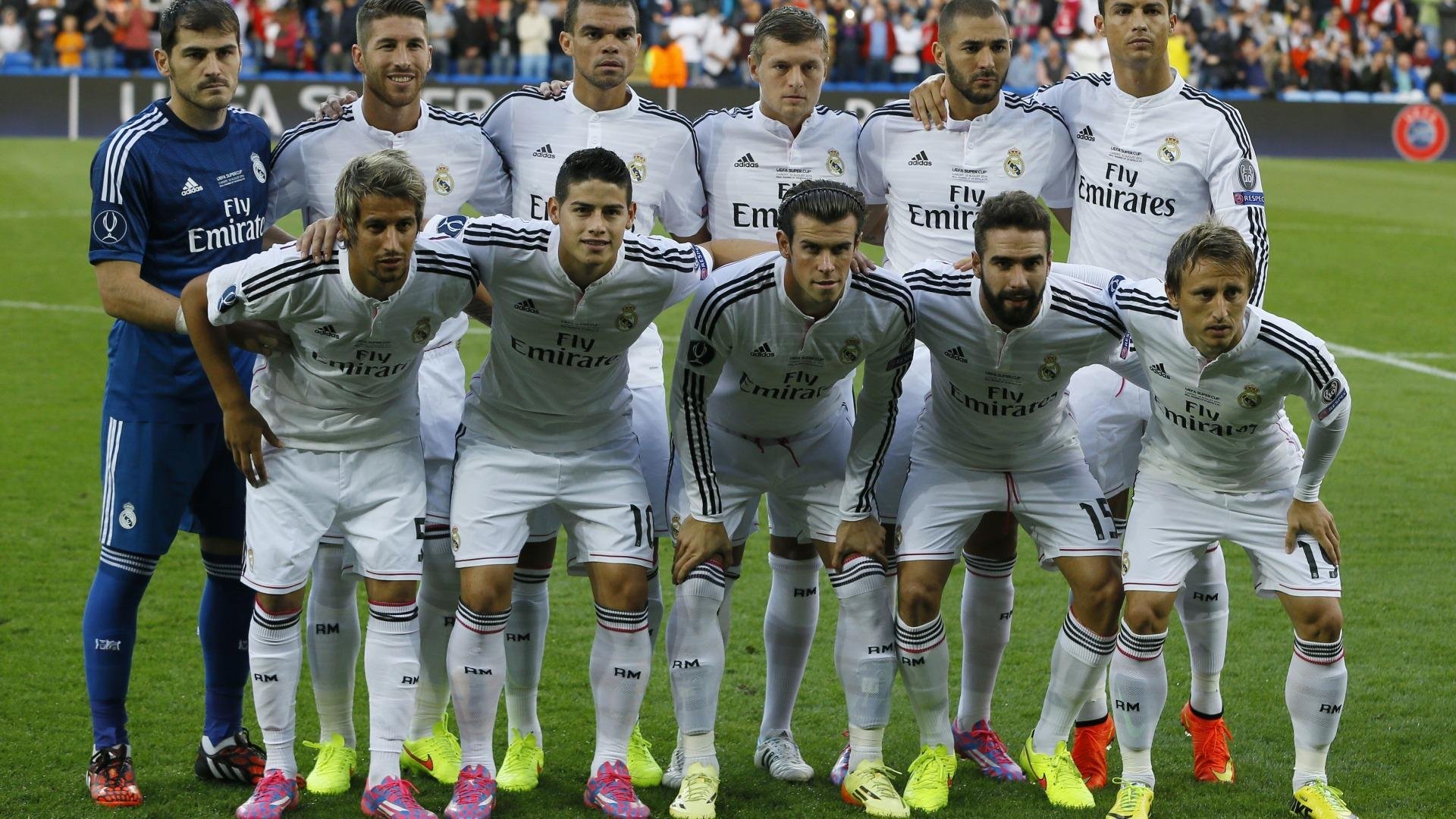 世界杯之夜，詹姆斯在焦点战中证明自己