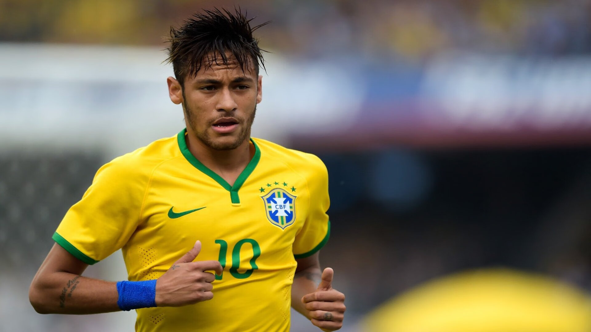 鹰击长空，霍勒迪压制级发挥助老鹰争冠战险胜篮网