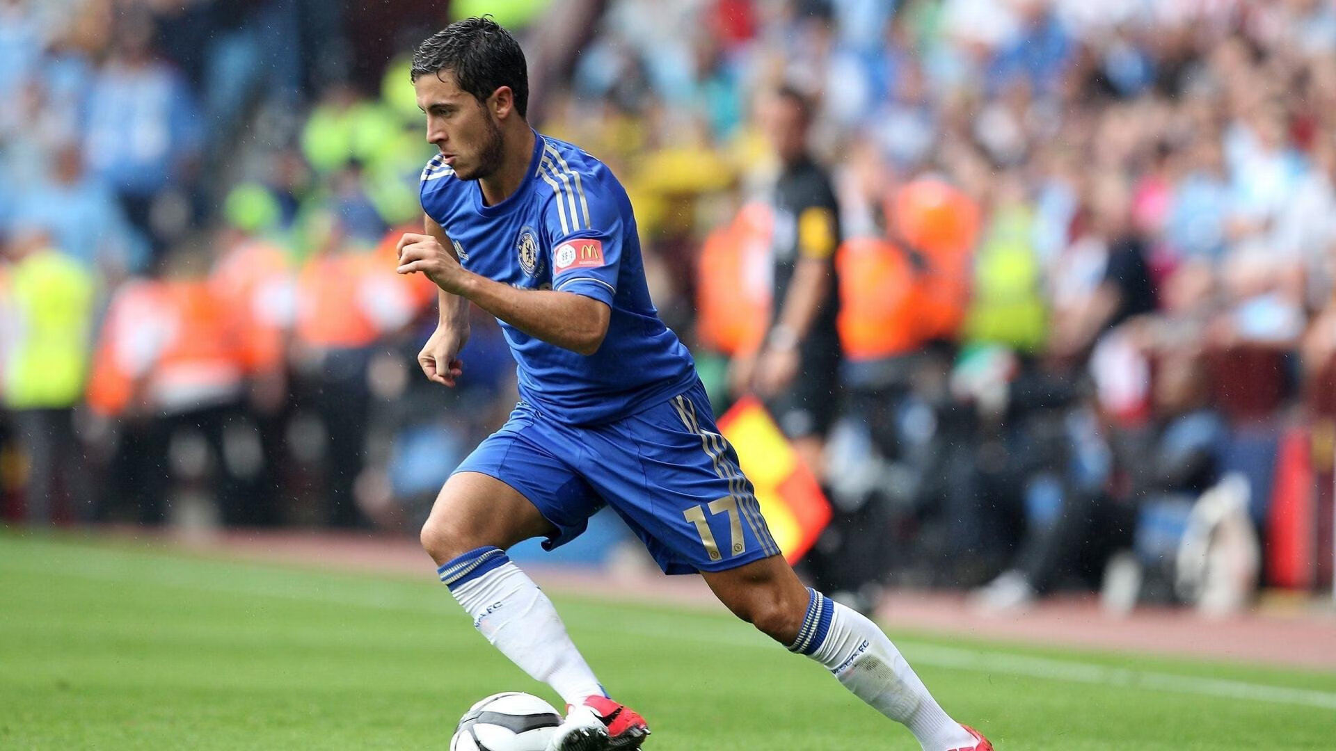 英超争冠焦点战，挪威战术铁链如何绞杀日本蓝色闪电？